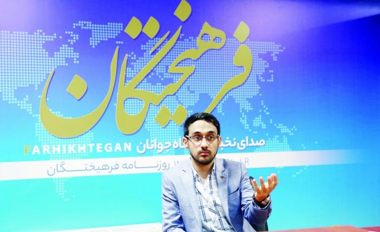 شاعرهایی که محو می‌شوند رفتارشان رادیکال‌تر می‌شود/ با به‌کارگیری لغاتی مثل سیگار و هلی‌کوپتر، شعر امروزی نمی‌شود