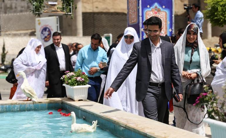 هدف دانشگاه آزاد اسلامی از برگزاری جشن ازدواج دانشجویی، فرهنگ‌سازی برای تسهیل ازدواج است