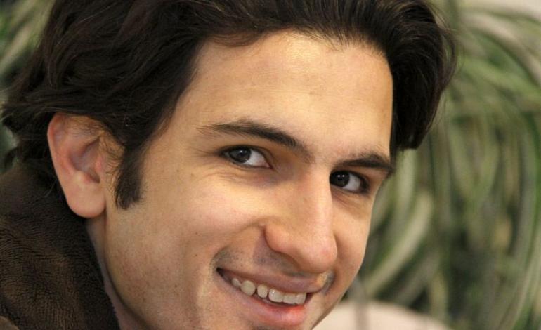 کمبود بودجه و اصل قانون اساسی