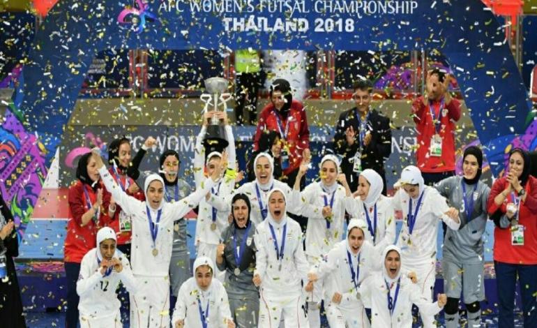 پرواز هزار درنای خاموش