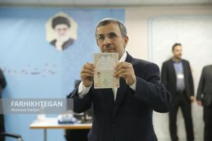رئیس‌جمهور اسبق در ستاد انتخابات