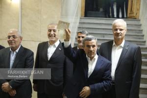 رئیس‌جمهور اسبق در ستاد انتخابات