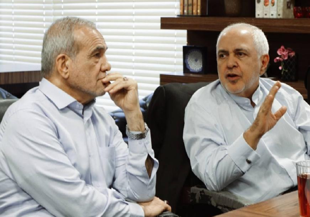 ظریف رئیس شورای راهبری دوره انتقال دولت چهاردهم شد