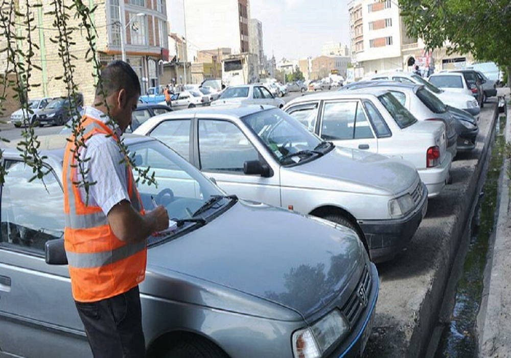 رواج پدیدۀ جای پارک فروشی در پایتخت!