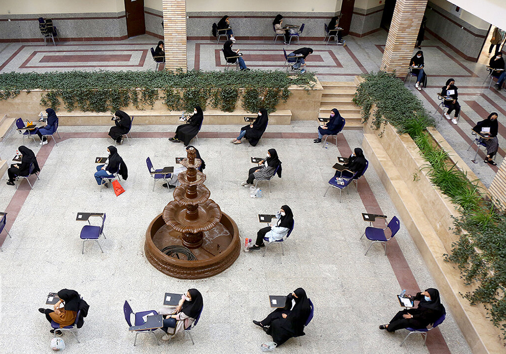 71 درصد رشتهها، فرصت استخدام دولتی ندارند!