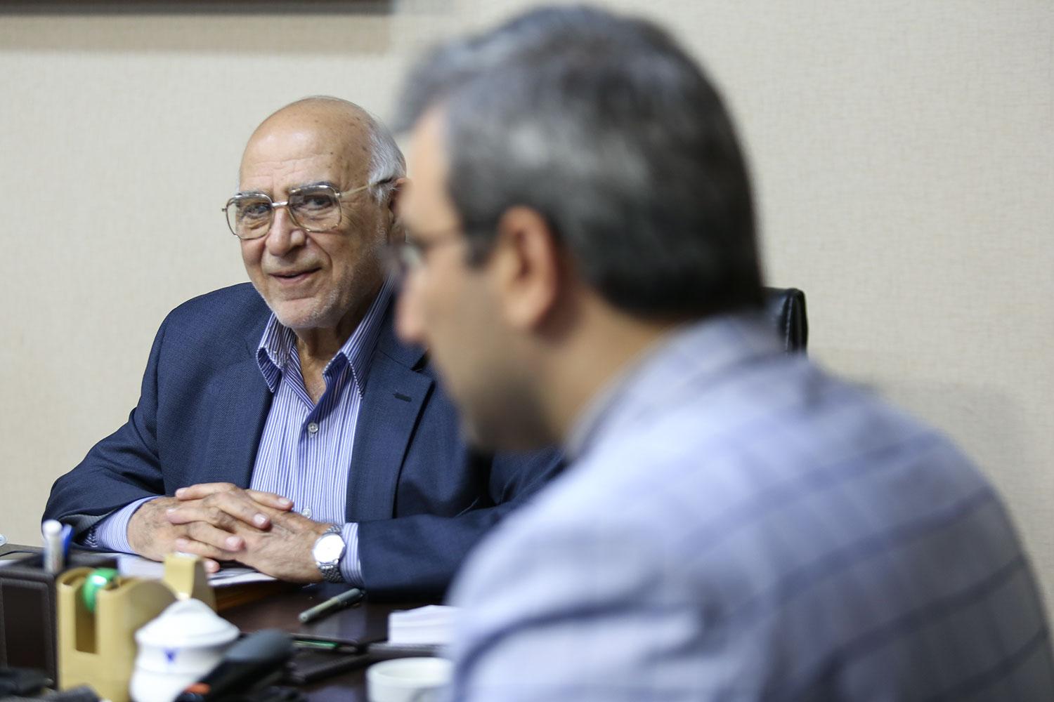 دیدار مدیر مسئول روزنامه فرهیختگان با رییس واحد علوم پزشکی دانشگاه آزاد اسلامی