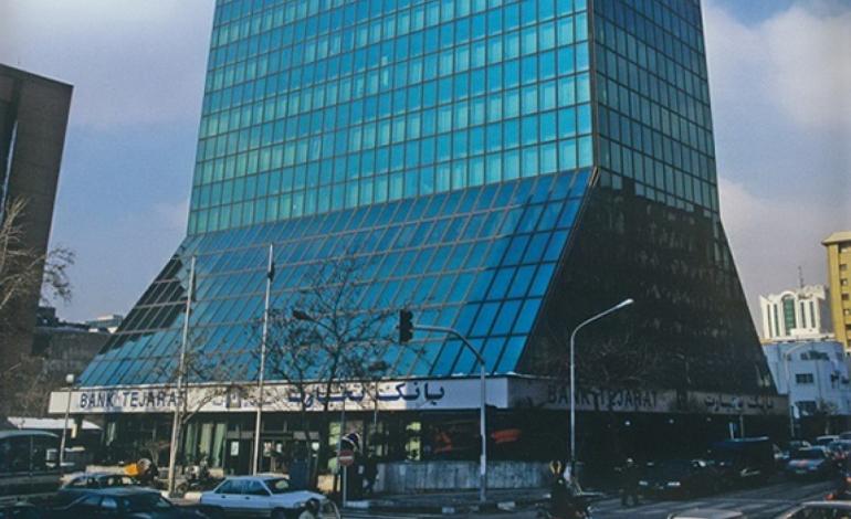 بالانشین‌های ساختمان شیشه‌ای