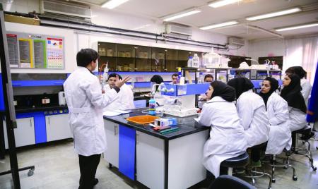  چه کسانی منکر شتاب و رشد علمی ایران هستند؟