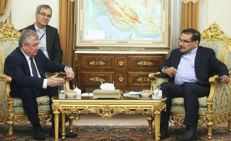 شمخانی: همکاری‌های میدانی ایران، روسیه و سوریه علیه تروریست‌ها ادامه خواهد یافت