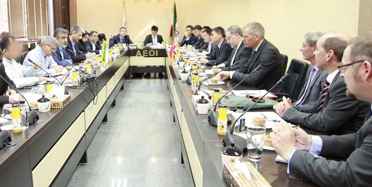 نشست هماهنگی مدرن سازی راکتور آب سنگین اراک برگزار شد