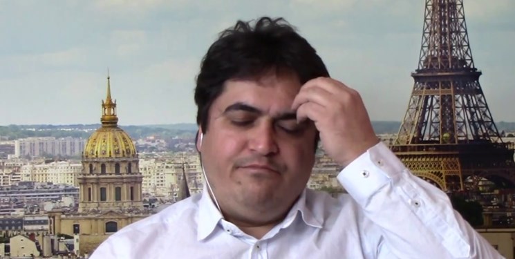 پاریس: روح‌الله زم در فرانسه پناهنده بود