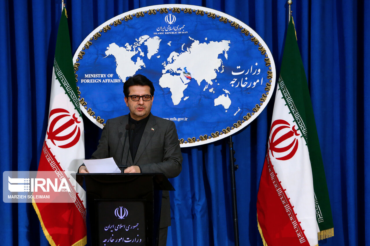 ظریف به داووس نمی‌رود