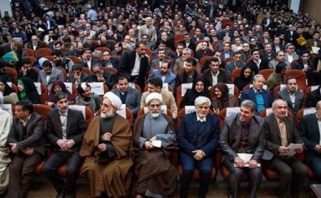 آفتاب یزد: اصلاح‌طلبان در همه شهرها حتما لیست می‌دهند