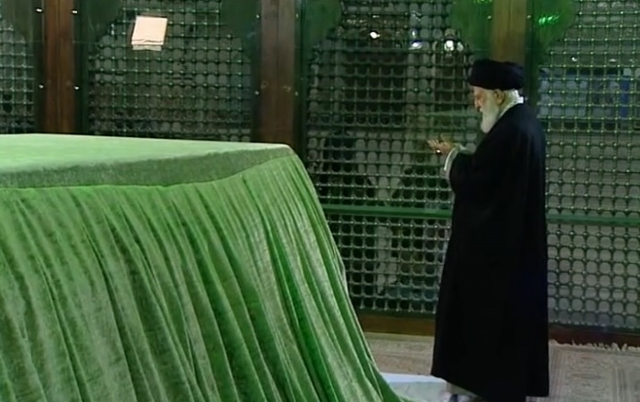 حضور رهبر انقلاب در مرقد مطهر امام راحل و گلزار شهدای بهشت زهرا