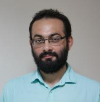  قهرمانی با شک و خیره‌سری