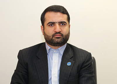 آقایان بزرگان اصولگرا؛ خواهشا "رحما بینهم" باشید