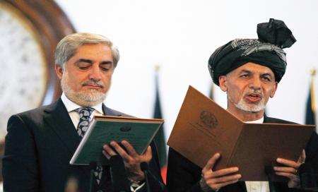 ۲ خوانش متفاوت از انتخابات در افغانستان 