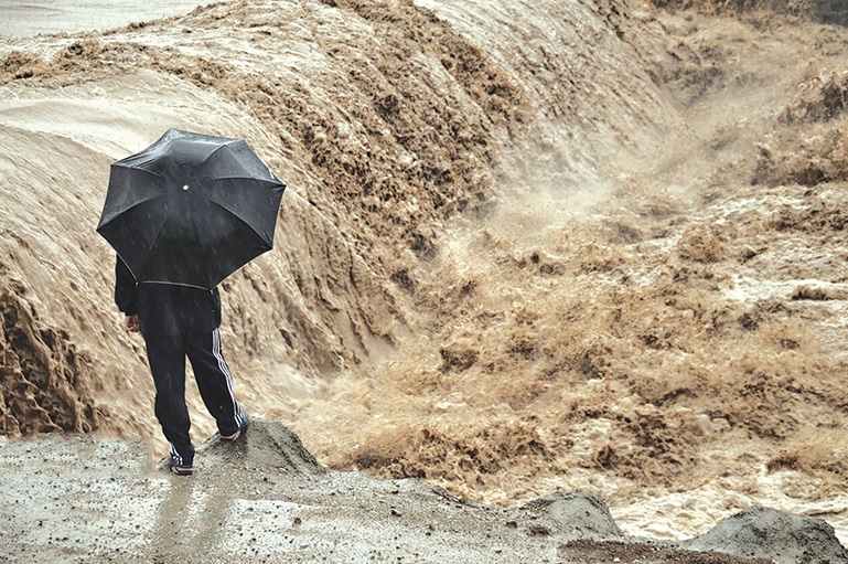 پر بارش اما  احتمالا کـم  خطـر