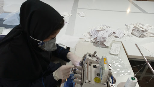 طراحی و تولید ماسک پارچه‌ای آنتی باکتریال در دانشگاه آزاد مشهد