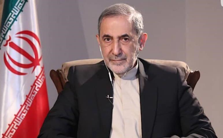 دکتر ولایتی مصیبت وارده به نماینده ولی فقیه در هلال احمر را تسلیت گفت 