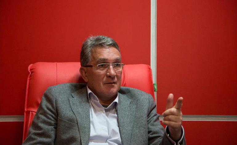 برانکو: به شایعات درباره قهرمان کردن پرسپولیس می‌خندم