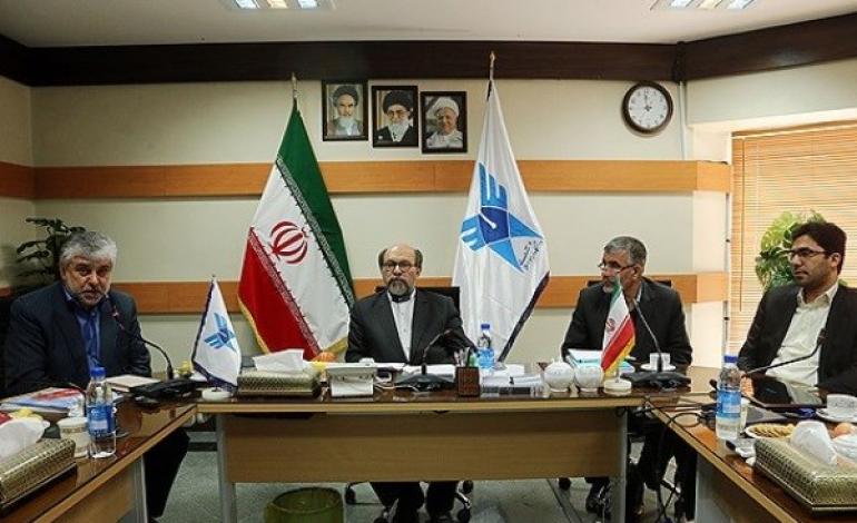 دانشگاه‌ آزاد اسلامی به فرمان مقام معظم رهبری برای توسعه اقتصاد دانش‌بنیان عمل می‌کند