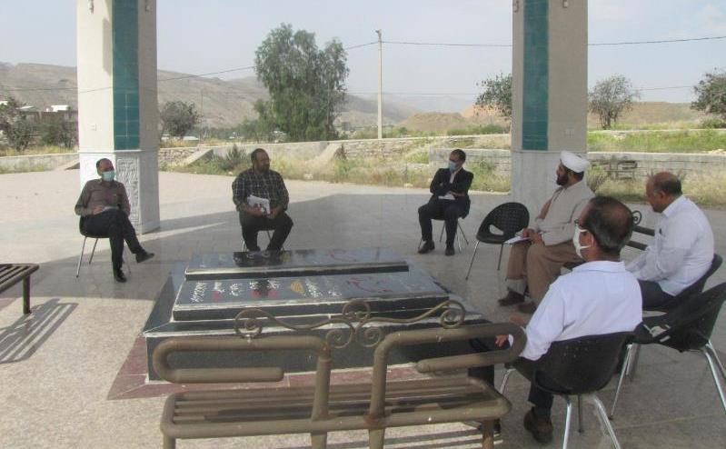 تداوم همکاری دانشگاه آزاد با مراکز بهداشتی لارستان برای تولید لوازم بیمارستانی