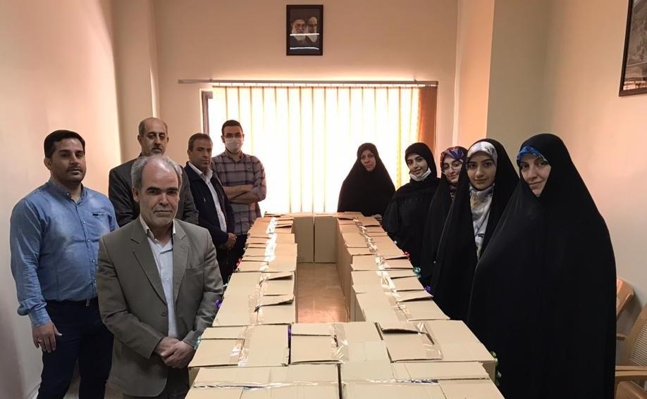 کمک مؤمنانه کانون مهر دانشگاه علوم پزشکی آزاد تهران به نیازمندان/ توزیع اقلام غذایی در مناطق محروم