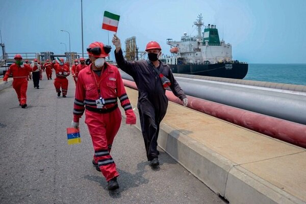 چهارمین نفت‌کش ایران وارد آب‌های ونزوئلا شد