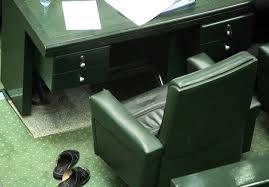 تکلیف ۵ کرسی خالی مجلس چه می شود؟