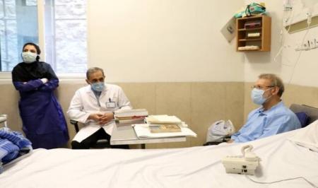 ولایتی: بیماری آقای لاریجانی رو به بهبودی است