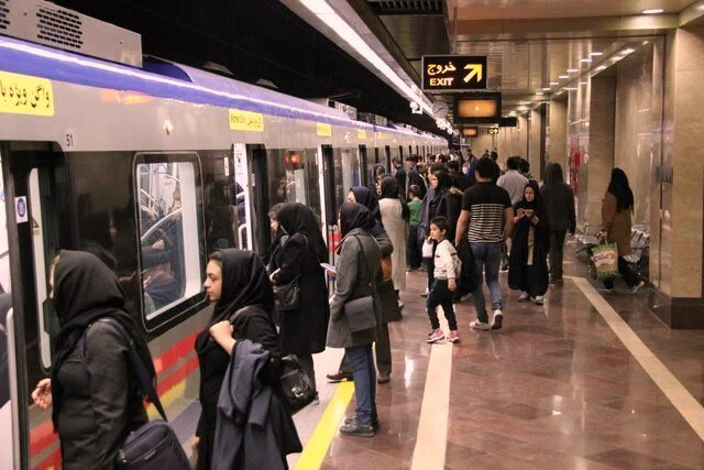 لغو طرح ترافیک مسافران مترو را کاهش نداد