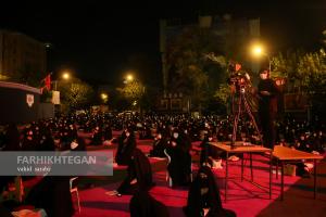 عزاداری شب عاشورا در میدان فلسطین