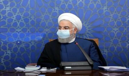 روحانی: ما طرح "ماسک از خانه تا خانه" را به عنوان یک اصل قرار می‌دهیم