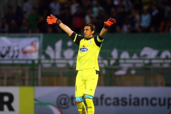 مهدی رحمتی به طور رسمی از دنیای فوتبال خداحافظی کرد