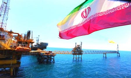 آمریکا بخش نفت ایران را مشمول قوانین «مبارزه با تروریسم» قرار داد