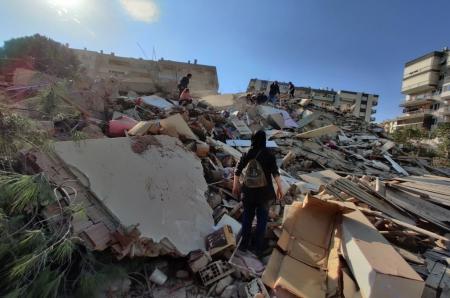 آماده‌باش هلال‌احمر ۵ استان ایران در پی زلزله ازمیر