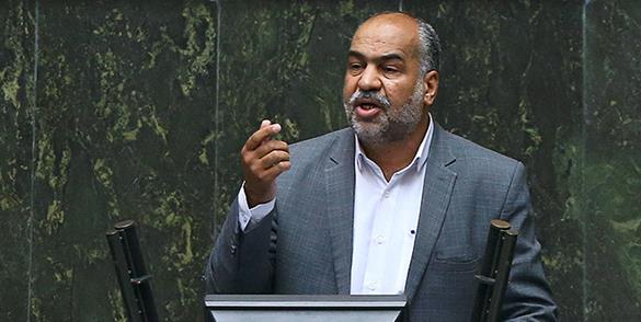 نماینده مهریز در مجلس: دولت دارد مجلس را دور می‌زند/ مجلس مُرده است