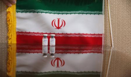 مخبر: ایران را در زمینه تولید واکسن خودکفا می‌کنیم/ نمکی: واکسن ایرانی کرونا تمام استانداردهای بین‌المللی را کسب کرده