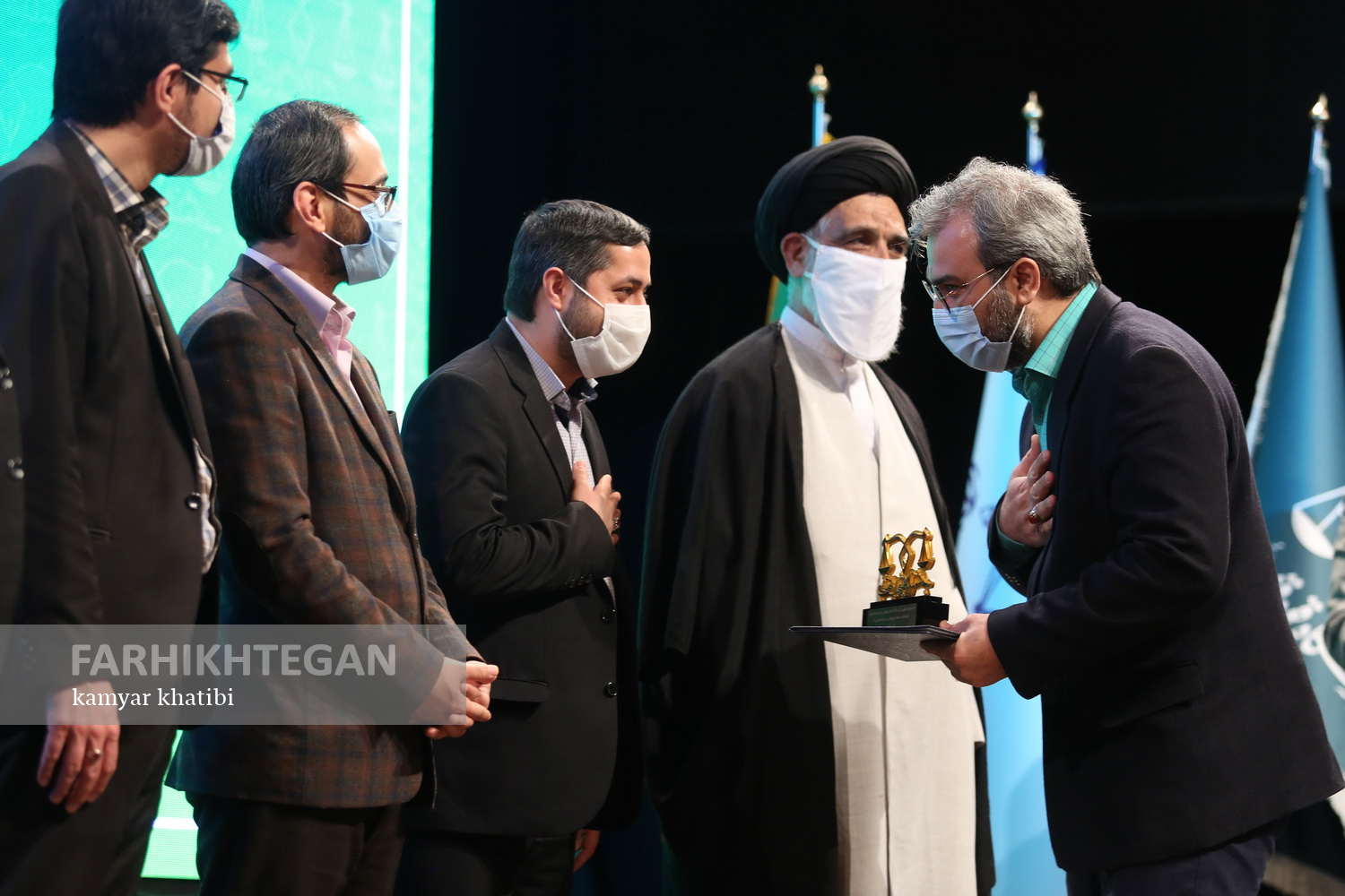 تقدیر از روزنامه «فرهیختگان» در نخستین جشنواره علمی شهید‌بهشتی