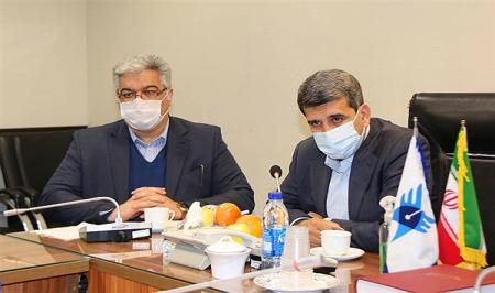 دکتر نفر از دانشگاه علوم پزشکی آزاد اسلامی تهران بازدید کرد
