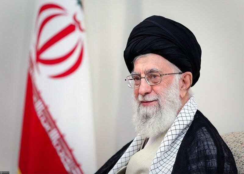 ماجرای انجام تکلیف درسی فرزند رهبر انقلاب بر روی کاغذ پاکت میوه