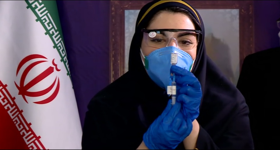 20 اسفند آغاز تست واکسن ایرانی روی پزشکان مشهور