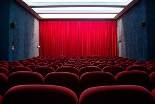 «سینما» و «تئاتر» باز نشده، تعطیل شد!/ بازگشت کابوس «قرمز» کرونا