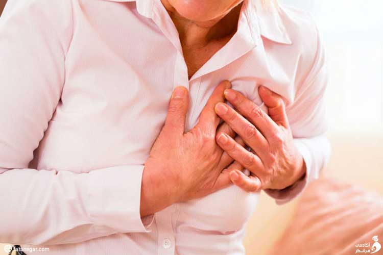 سکته قلبی چه علائمی دارد و چگونه درمان می‌شود؟