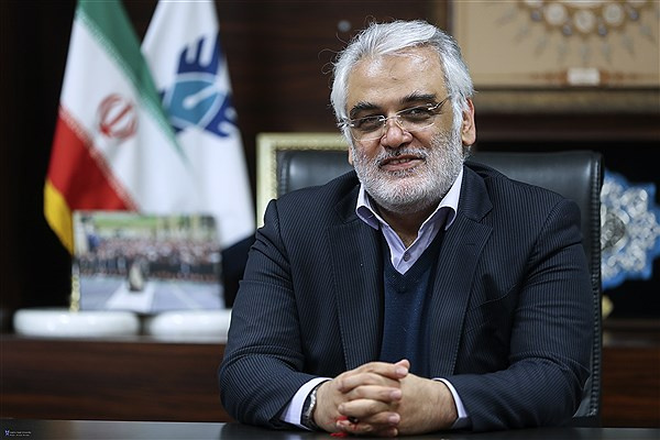 دعوت رئیس دانشگاه آزاد از ملت ایران برای حضور پرشور در انتخابات