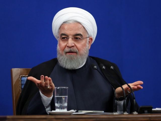 روحانی: منشا مشکلات چند سال اخیر مردم جنگ اقتصادی و کروناست
