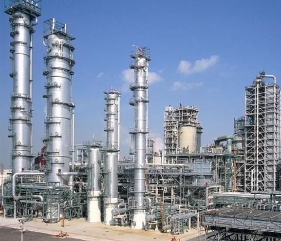 لزوم توجه دولت سیزدهم به سرمایه‌گذاری در پتروپالایشگاه