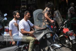 لطیفه‌ای به نام  رعایت پروتکل کرونا در سطح شهر تهران