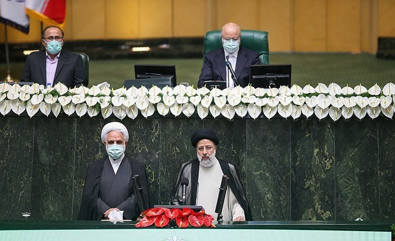 فردا؛ آغاز بررسی کابینه پیشنهادی/ رئیسی ۲.۵ ساعت فرصت دفاع دارد